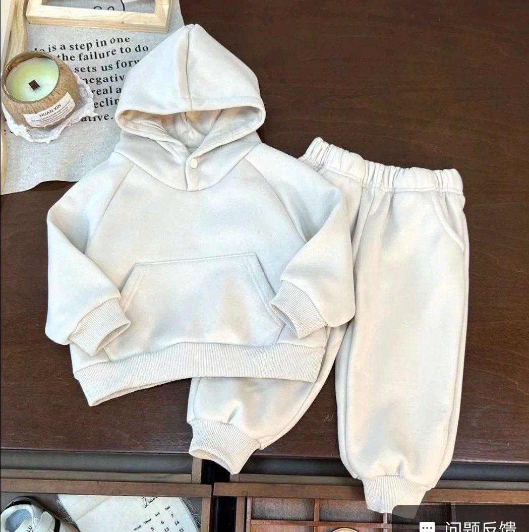 костюм на флисе,трикотажные костюмы,костюм детский,теплый костюм,комплект одежды для малыша