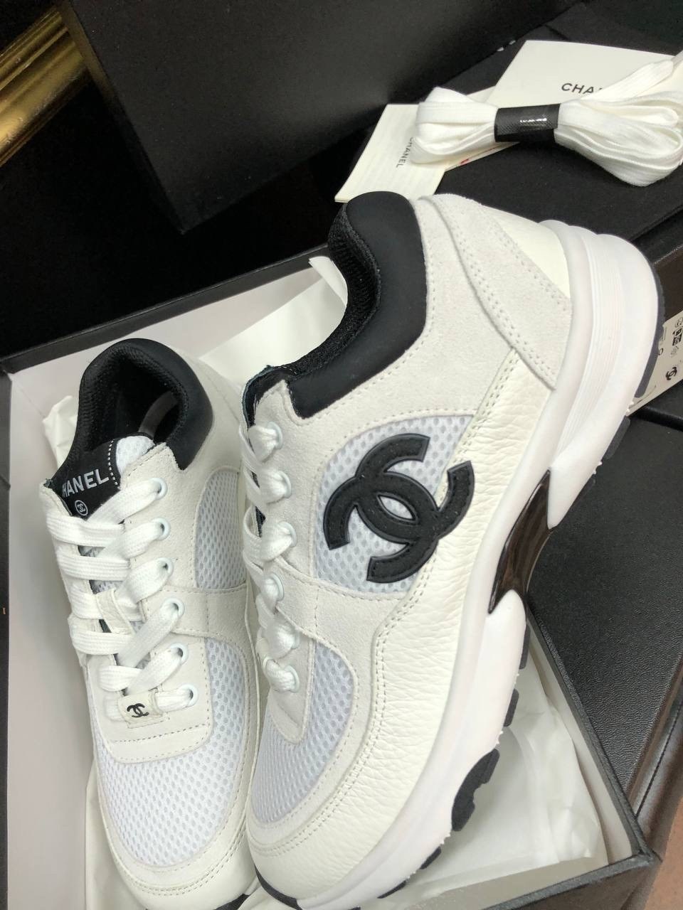 кроссовки женские chanel,кроссовки chanel,кроссовки шанель,chanel кроссовки белые с черным,кроссовки шанель женские