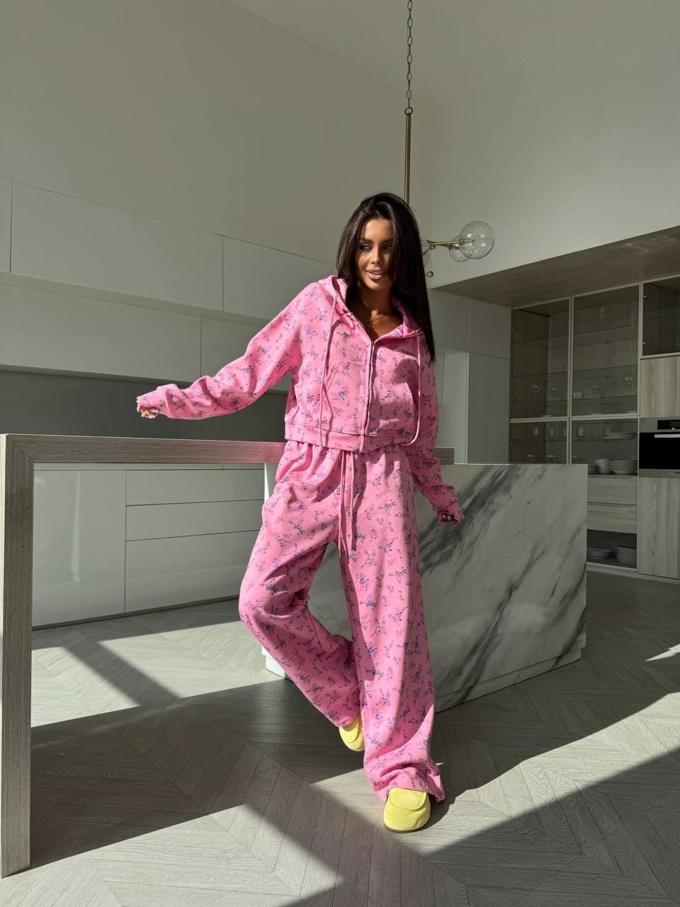 костюм женский спортивный,стильные костюмы,костюм с брюками модный,костюм модный,костюм женский