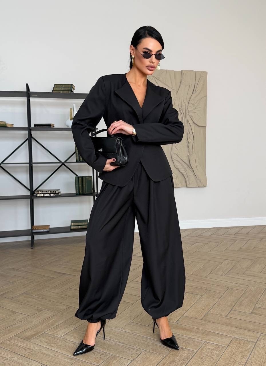 брючный костюм,брючные женские костюмы,классический брючный костюм,брючный костюм черный,костюм брючный тройка