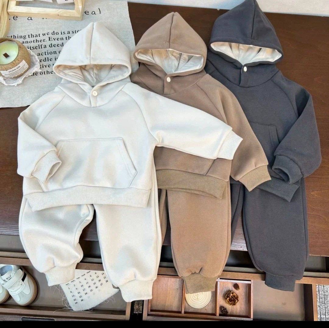 костюм на флисе,трикотажные костюмы,костюм детский,теплый костюм,комплект одежды для малыша