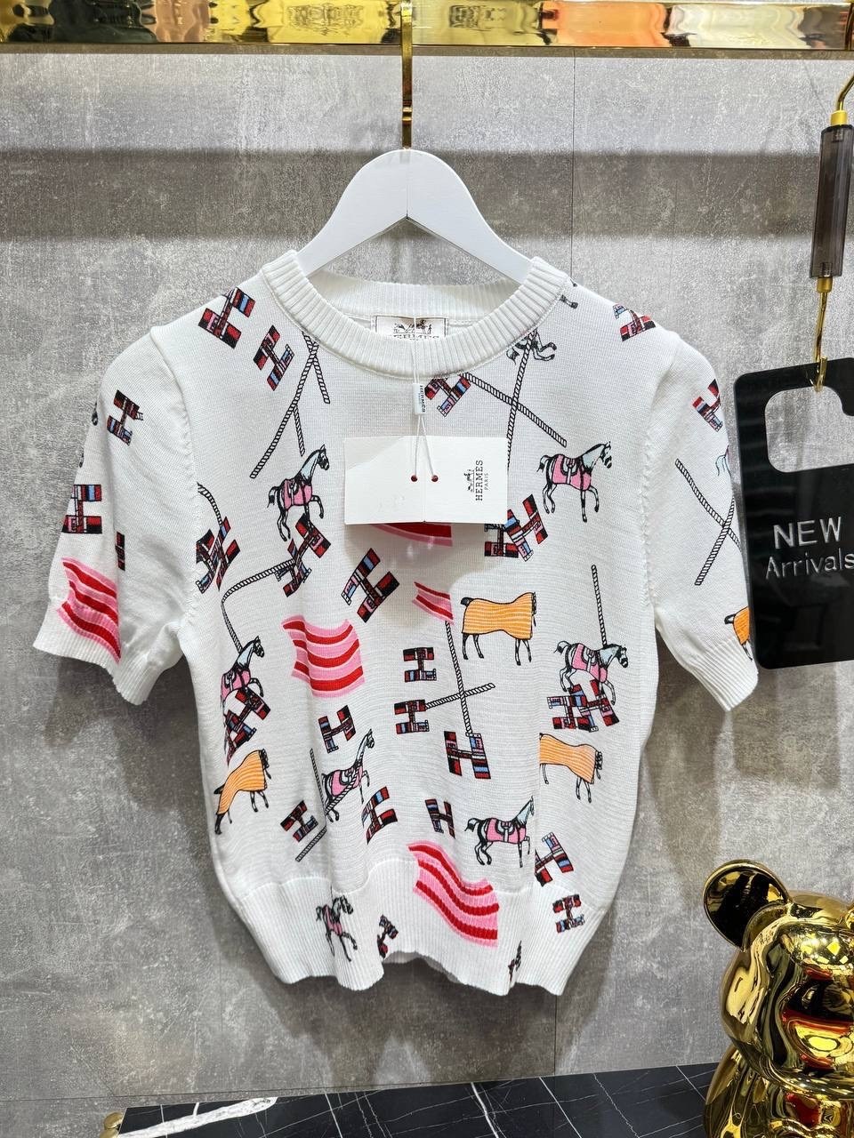 модные свитера,футболки модные,вязаные свитера,футболки женская