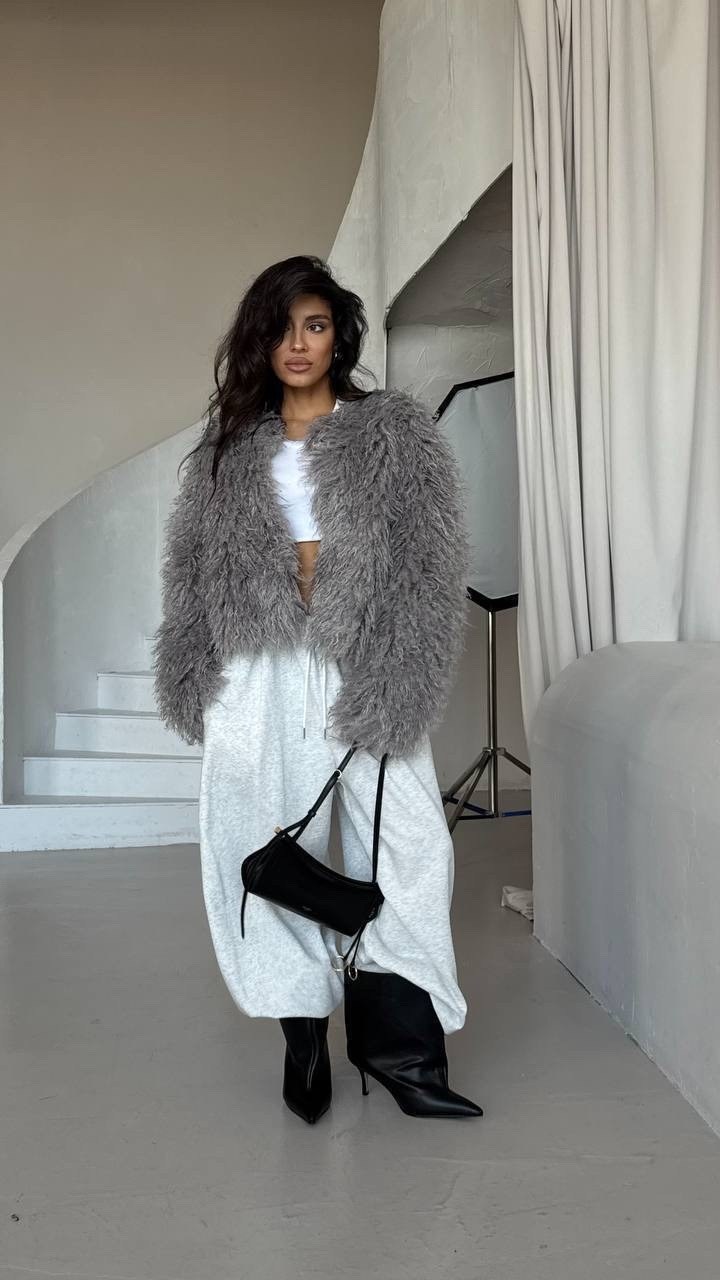 шуба из искусственного меха,шубка,шуба искусственная,пальто из искусственного меха,шуба