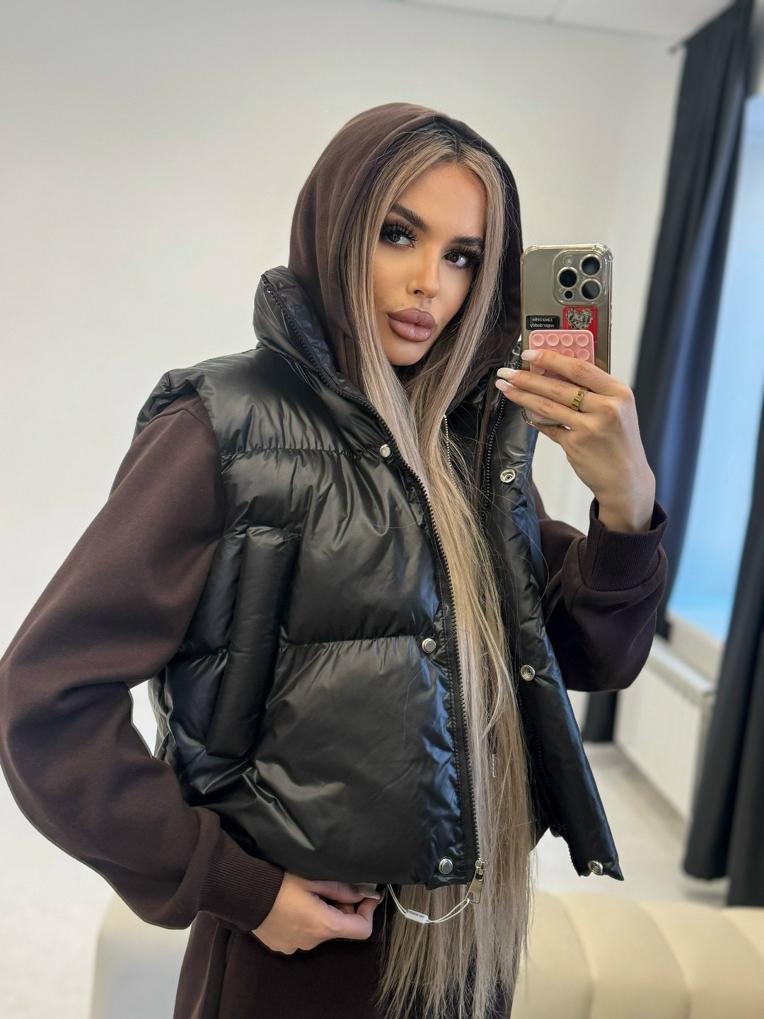 женская жилетка,женский жилет,жилет,куртка жилетка,жилет утепленный женский