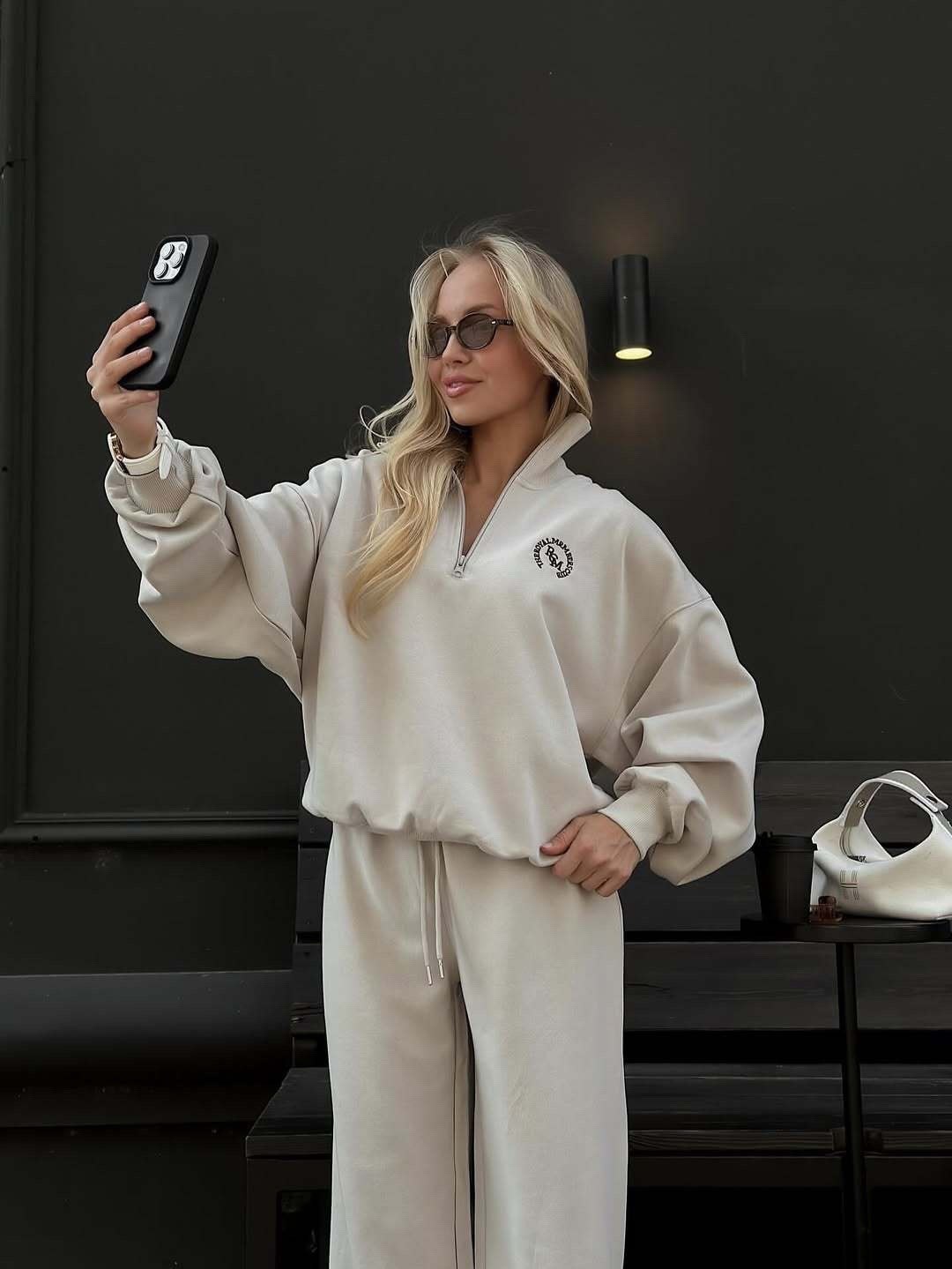 костюм спортивный,женский спортивный костюм,спортивный женский костюм на флисе,свитшот женская,костюм с принтом