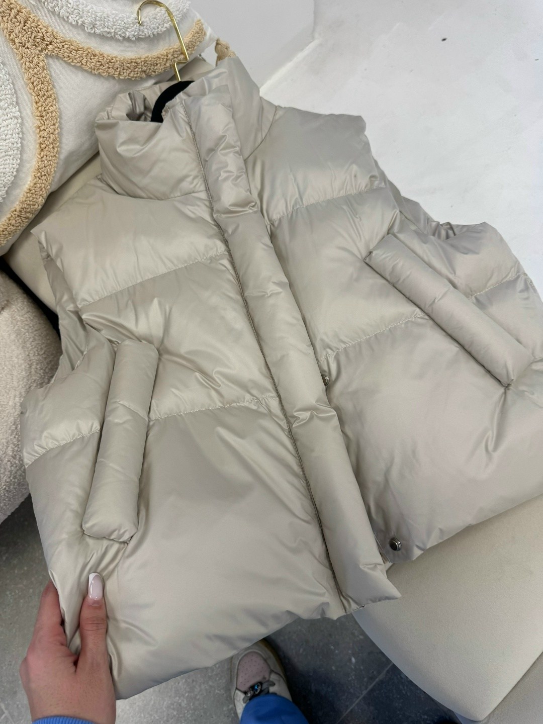 пуховой жилет,теплый жилет,жилетка женская,женские жилеты,жилет