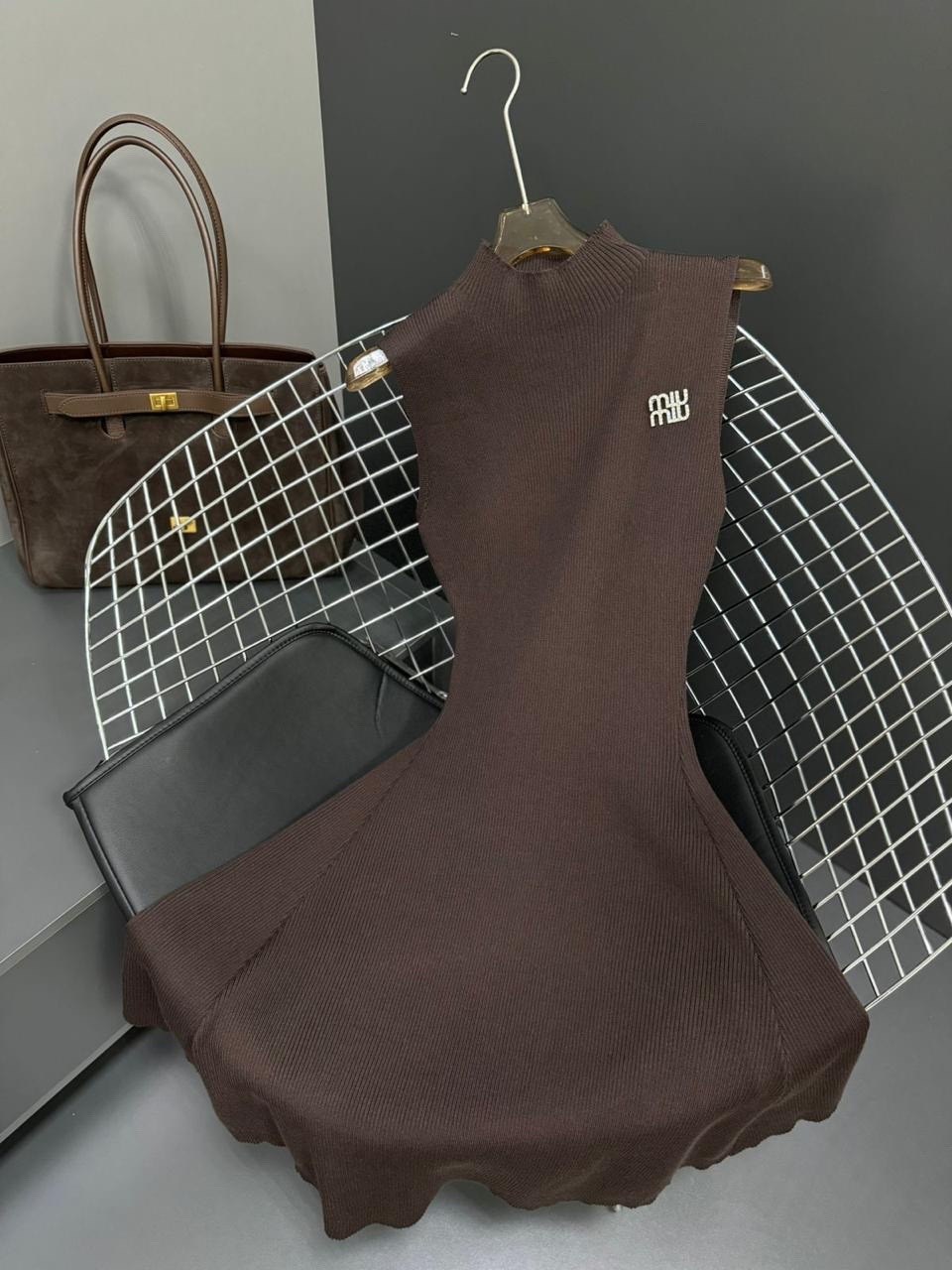 модное платье,платье трикотажное,платье,элегантное платье,короткое платье