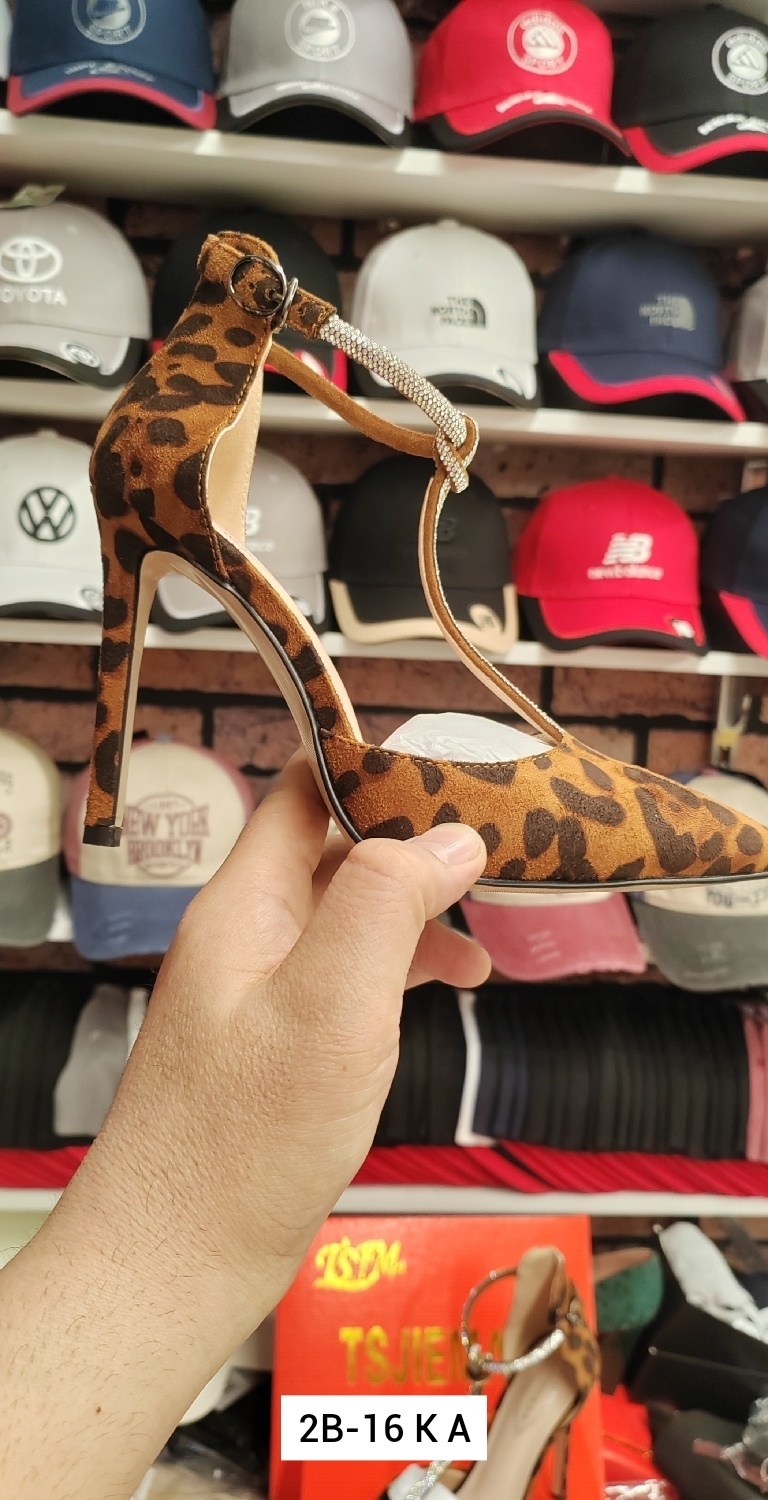 леопардовые туфли,туфли лодочки женские,,туфли леопардовые на ремешке,леопардовые каблуки