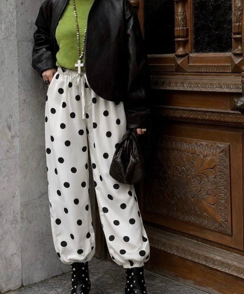 женский брючный костюм в горошек,брюки в горох,костюм в горошек,брюки женские в горошек,костюм брючный в горошек