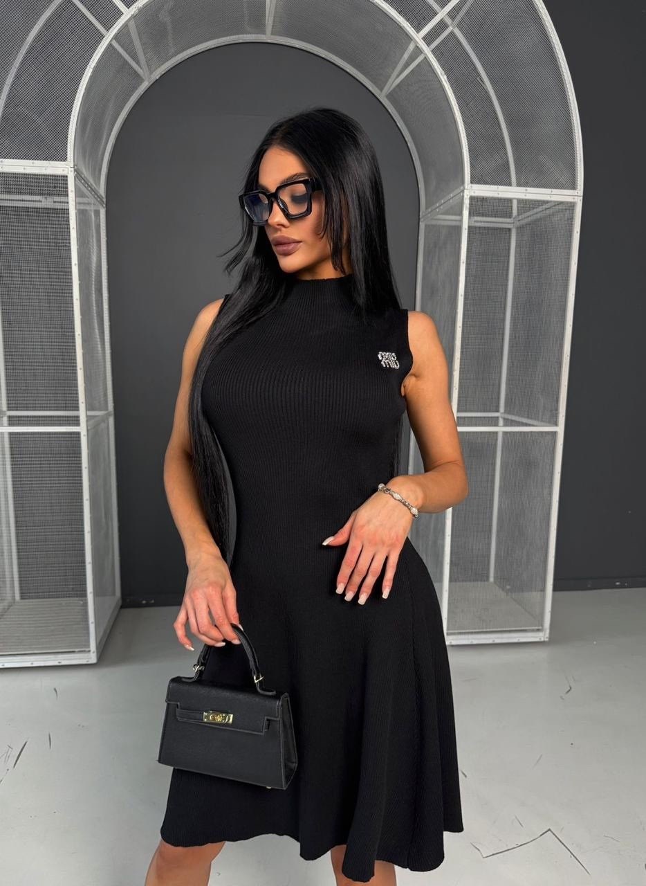 модное платье,платье,стильное платье,платье приталенное,костюм с юбкой