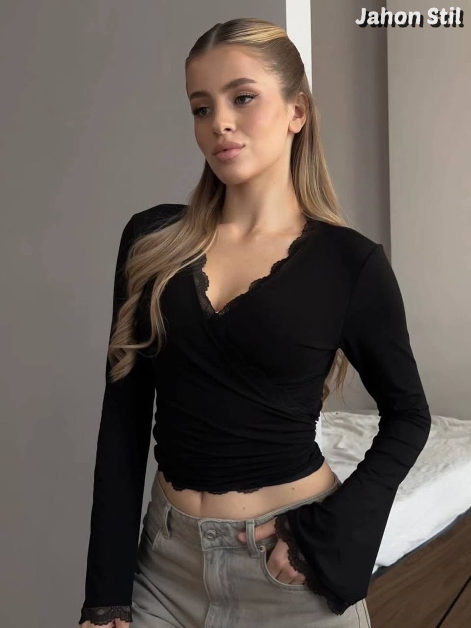 кофта с вырезом,элегантные топы,женские топы,кроп топ женский,женские топы с длинными рукавами