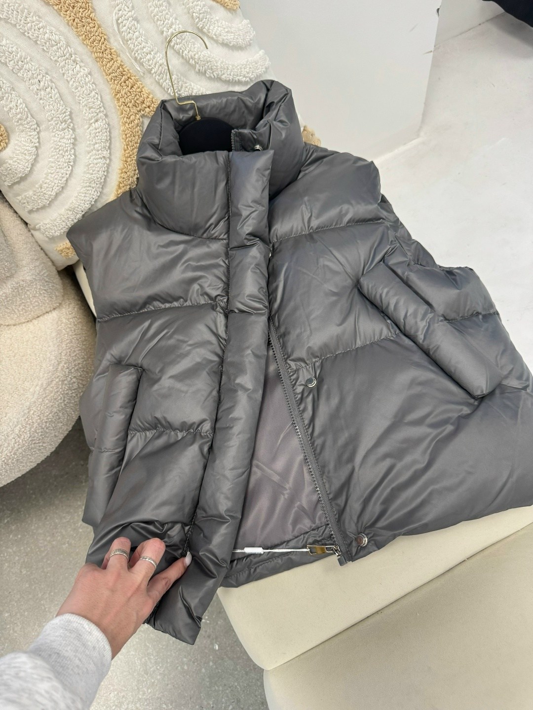 теплый жилет,жилет,женская жилетка,жилет женский,пуховой жилет