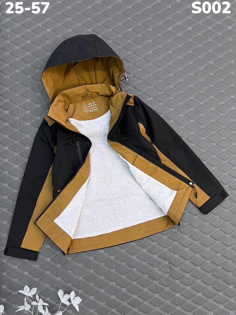 демисезонная куртка,куртка,куртка на мальчика,детская куртка,ветровка