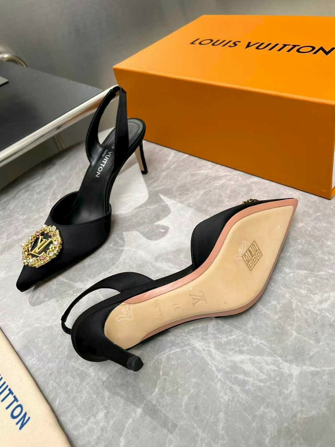 versace туфли,,женская ,женская туфля,босоножки versace