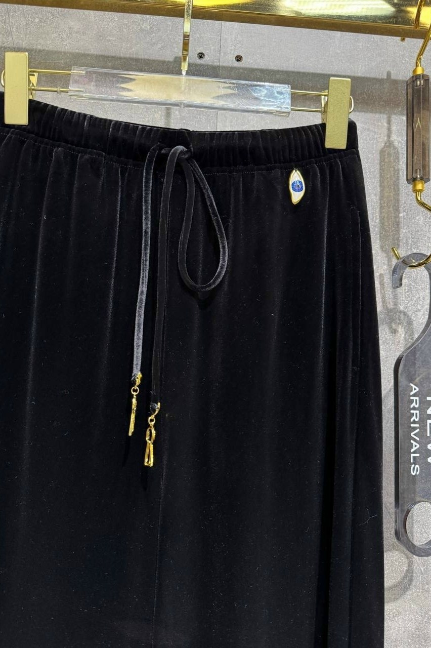 брюки велюровые,велюровые штаны,прямые брюки из бархатистого велюра,штаны повседневные,повседневные брюки