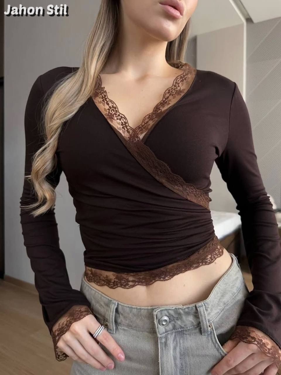 кофта с вырезом,элегантные топы,женские топы,кроп топ женский,женские топы с длинными рукавами