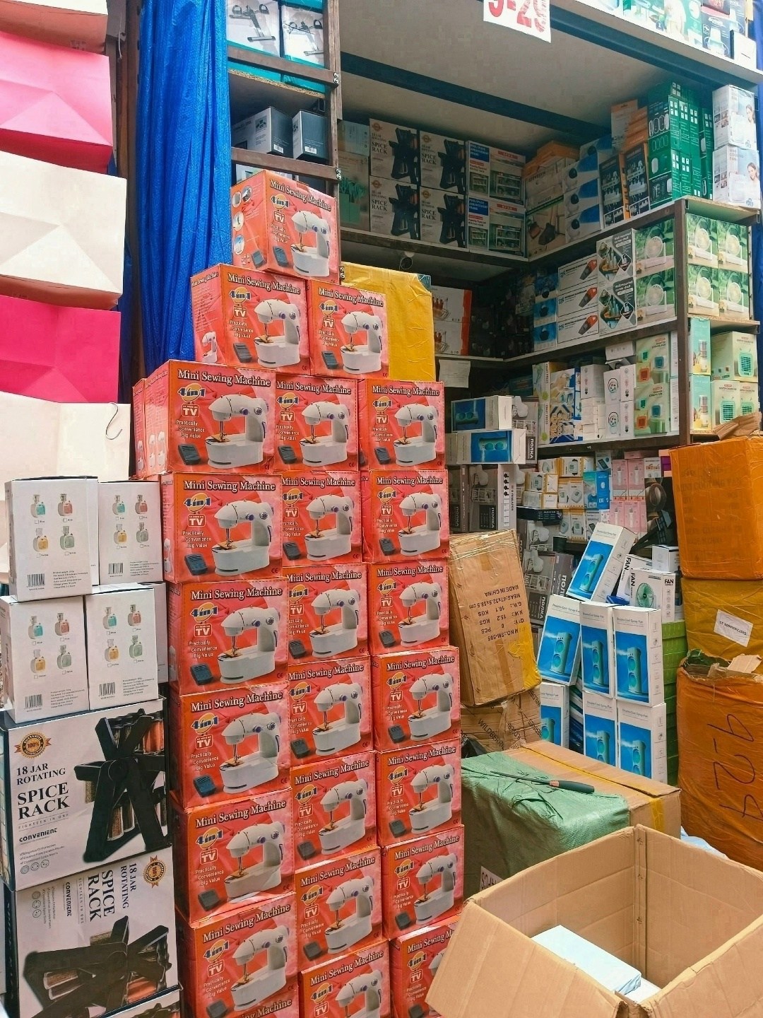 мини швейная машинка,портативная швейная машинка,мини швейная машина,швейная машинка помощница/ mini sewing machine sm-202a,электрическая швейная машинка