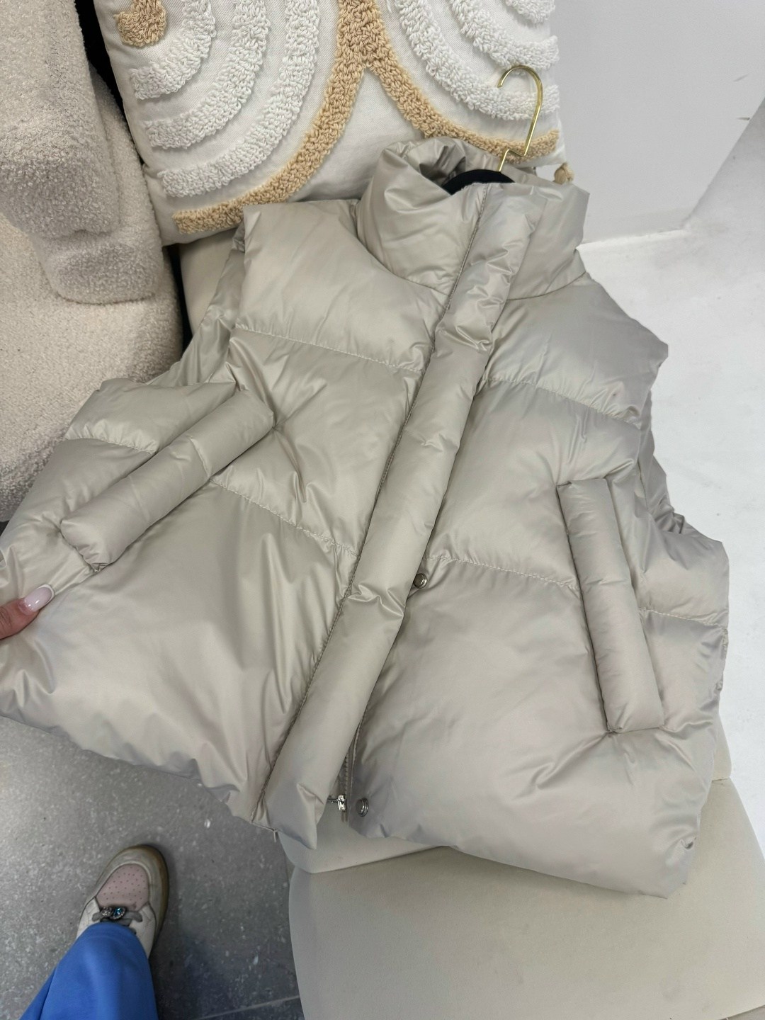 пуховой жилет,теплый жилет,жилетка женская,женские жилеты,жилет