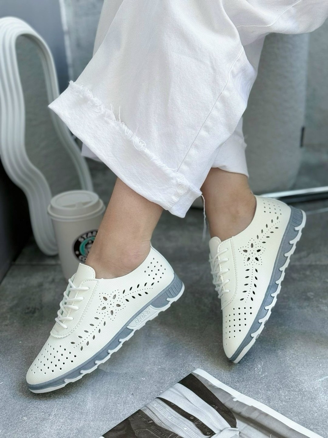 ,женские кроссовки,мокасины с перфорацией,женские кеды,кеды женски