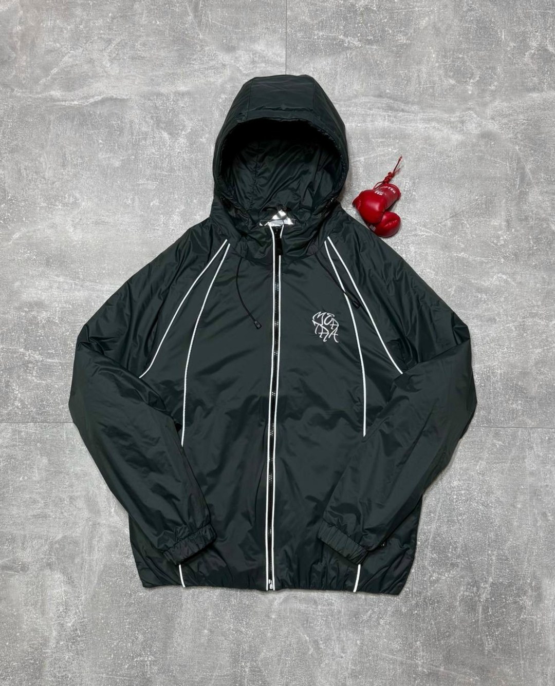 куртка демисезонная,легкая куртка,куртка,ветровка