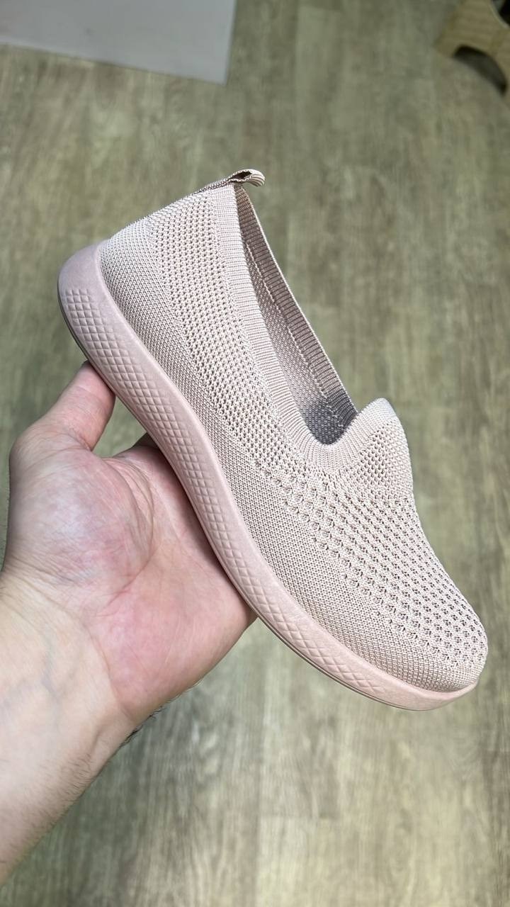 женские слипоны,слипоны,,слипоны стиль,кроссовки слипоны