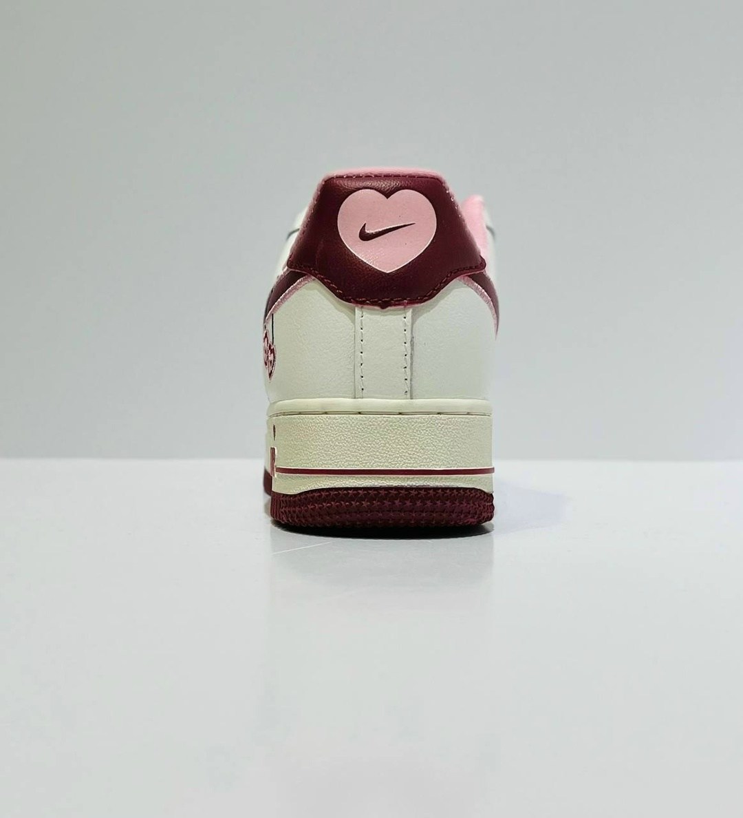 кроссовки nike air force 1 low valentine day,nike air force 1 low valentine s day 2026,nike air force 1 low,кроссовки nike air force 1 low женские,кроссовки nike air force 1