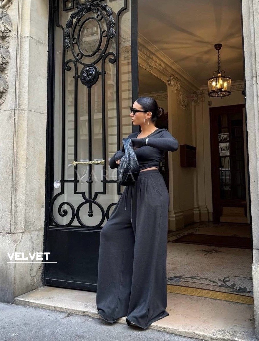 стильные наряды,одежда стильная,велюровый костюм,