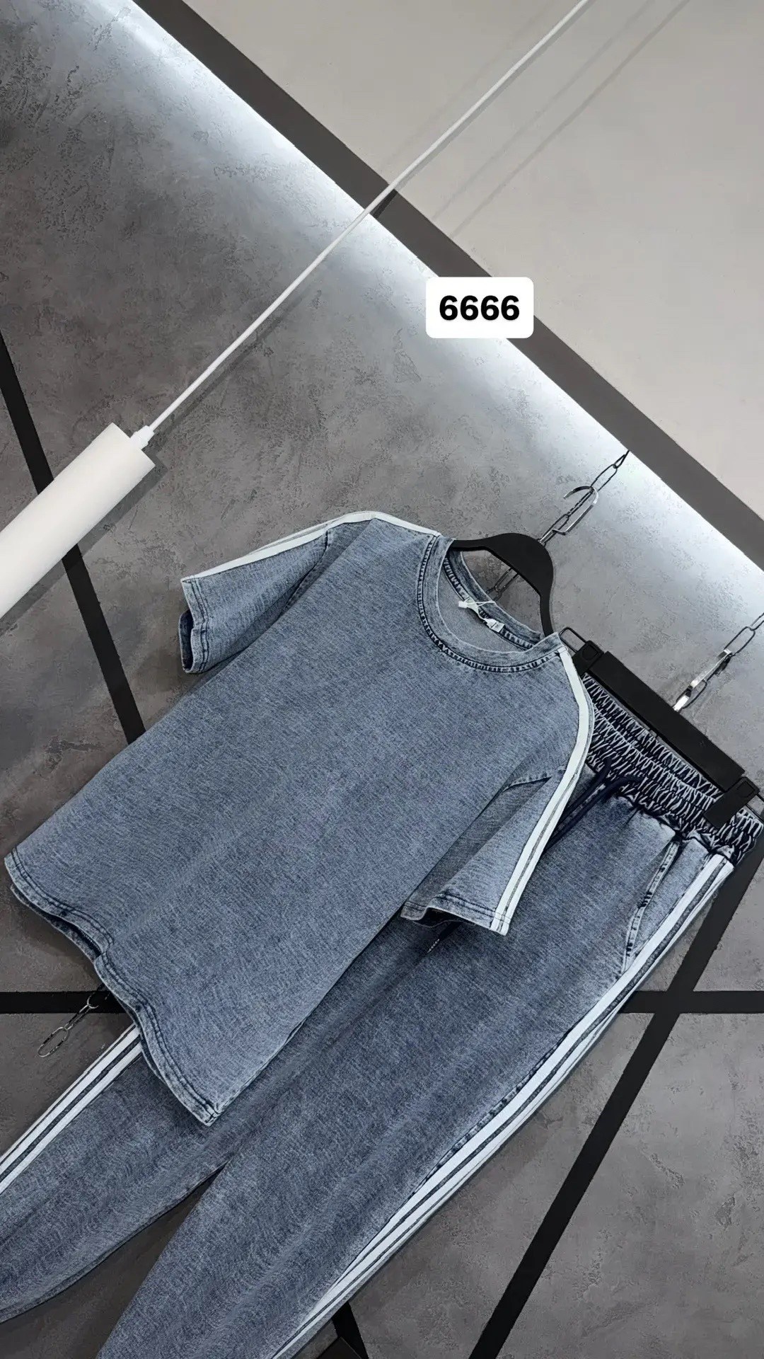 костюм спортивный,костюм в стиле спорт шик,трикотажные костюмы,женский спортивный костюм,костюм женский