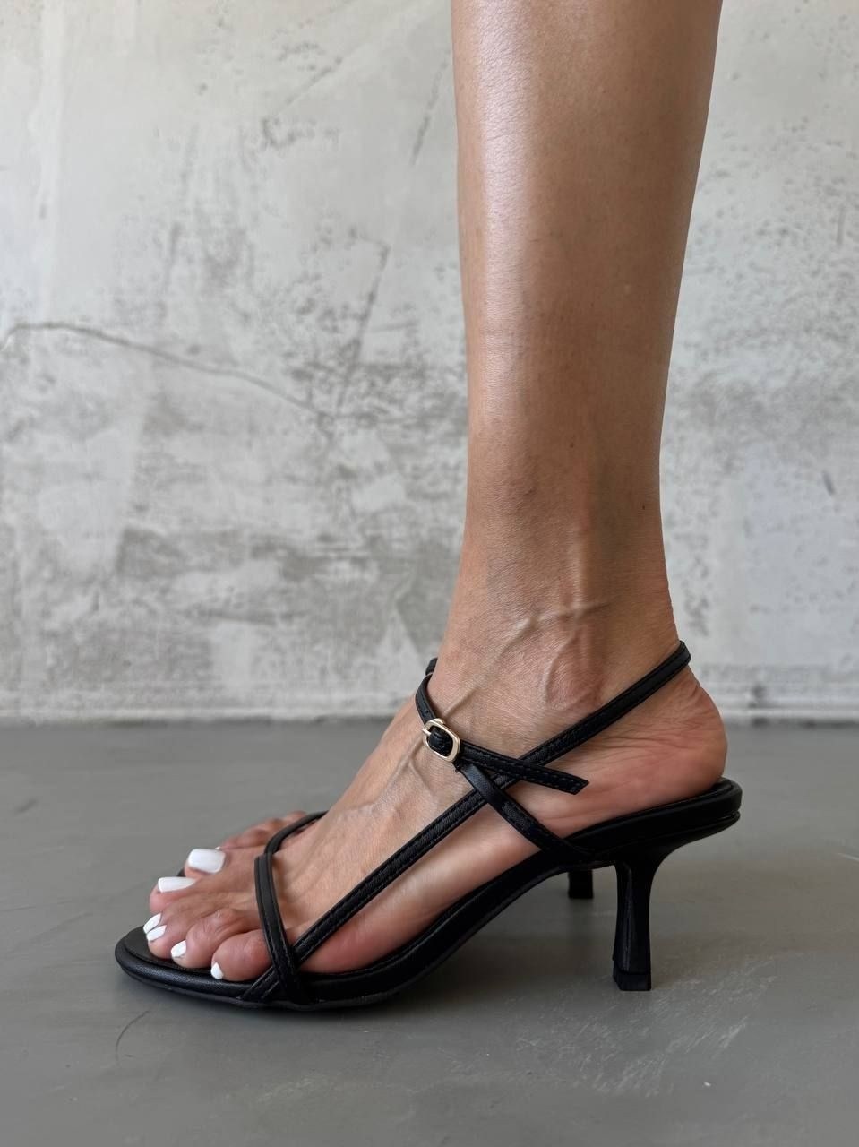 женские босоножки,босоножки черные,,кожаные босоножки,квадратные босоножки