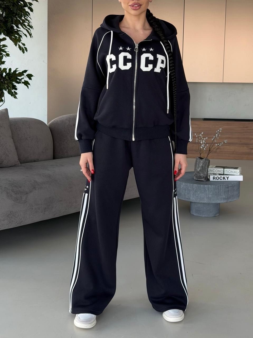 спортивный костюм женский,спортивный костюм,красные спортивные костюмы,повседневный костюм,женские костюмы