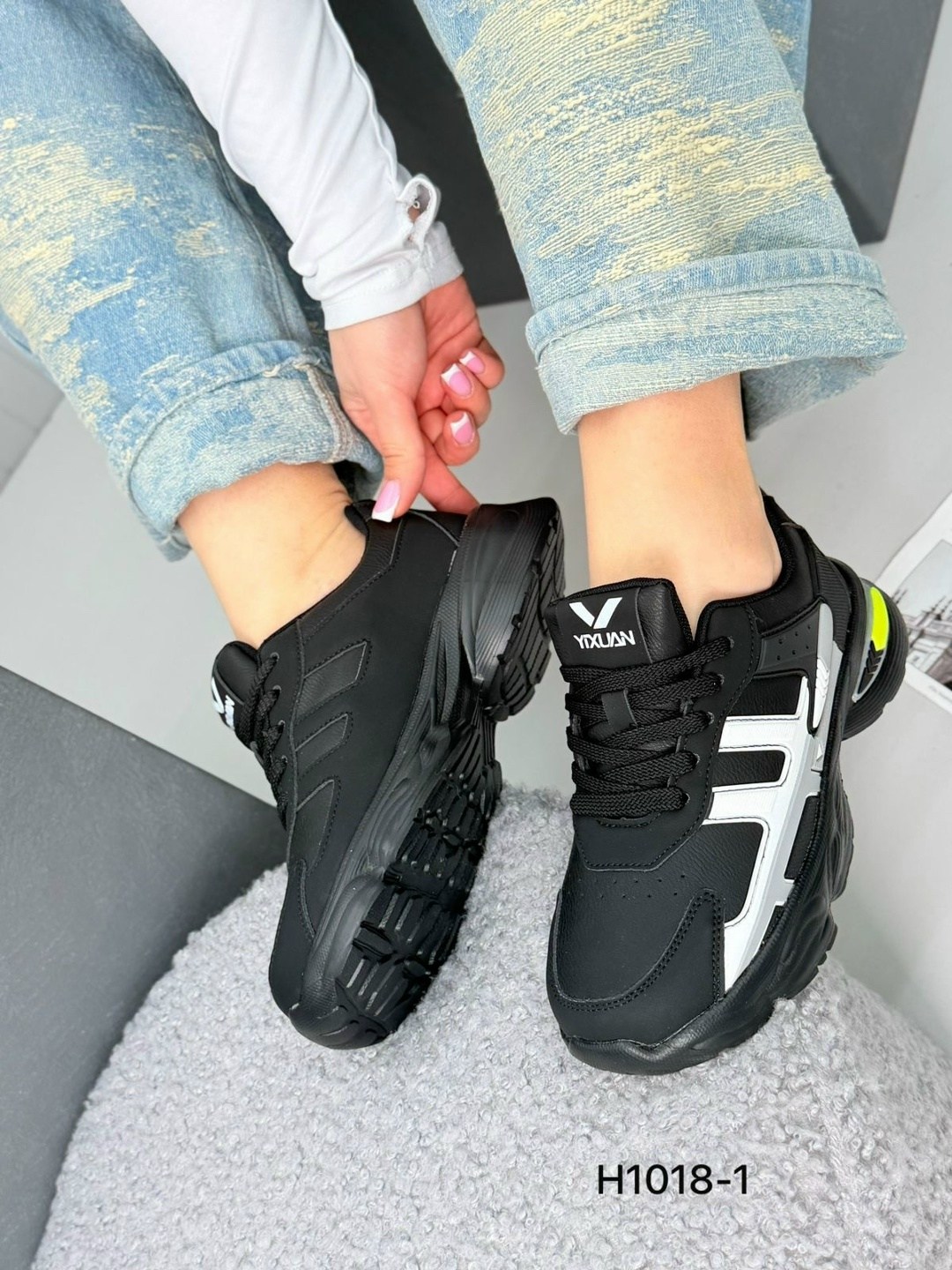 кроссовки,кроссовки женские,кроссовки белые,кроссовки стильные,кроссовки модные