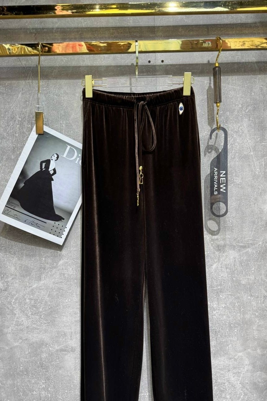 брюки велюровые,бархатные брюки,велюровые штаны,старые бархатные штаны армани,прямые брюки из бархатистого велюра