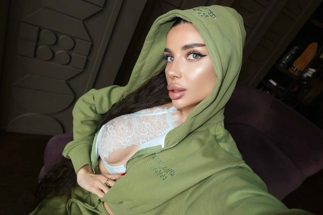 женские костюмы,костюм бежевый,спортивный костюм женский,