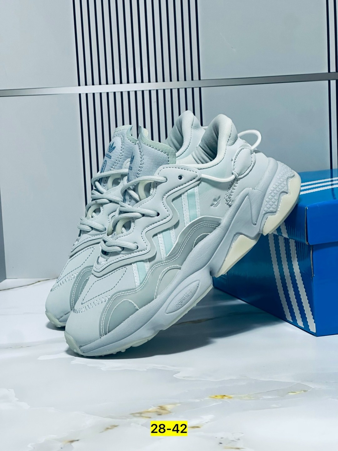 кроссовки adidas ozweego,женские кроссовки adidas ozweego,adidas originals ozweego,кроссовки ozweego originals adidas,женские кроссовки adidas originals ozweego