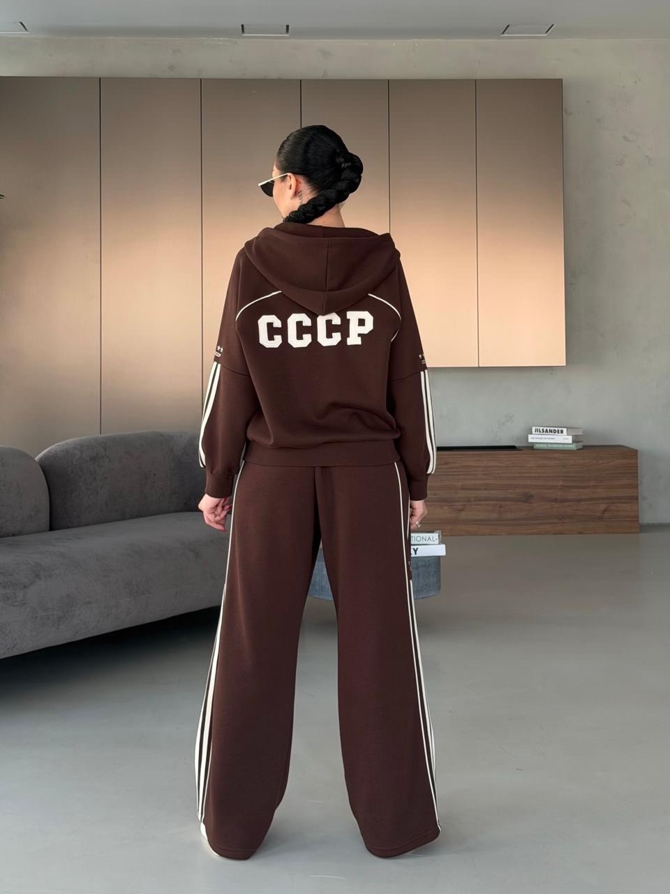 спортивный костюм женский,спортивный костюм,красные спортивные костюмы,повседневный костюм,женские костюмы