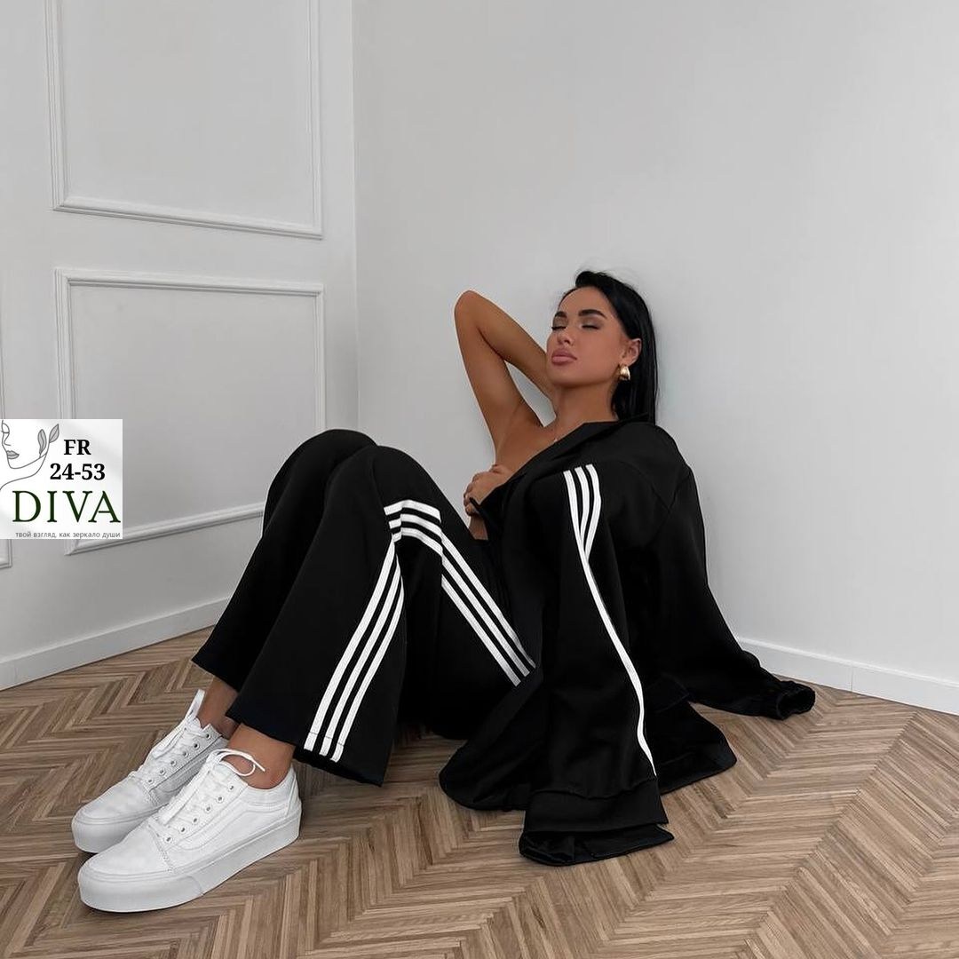 костюм двойка женская,женские спортивные костюмы,костюм с лампасами,женские костюмы,спортивный костюм