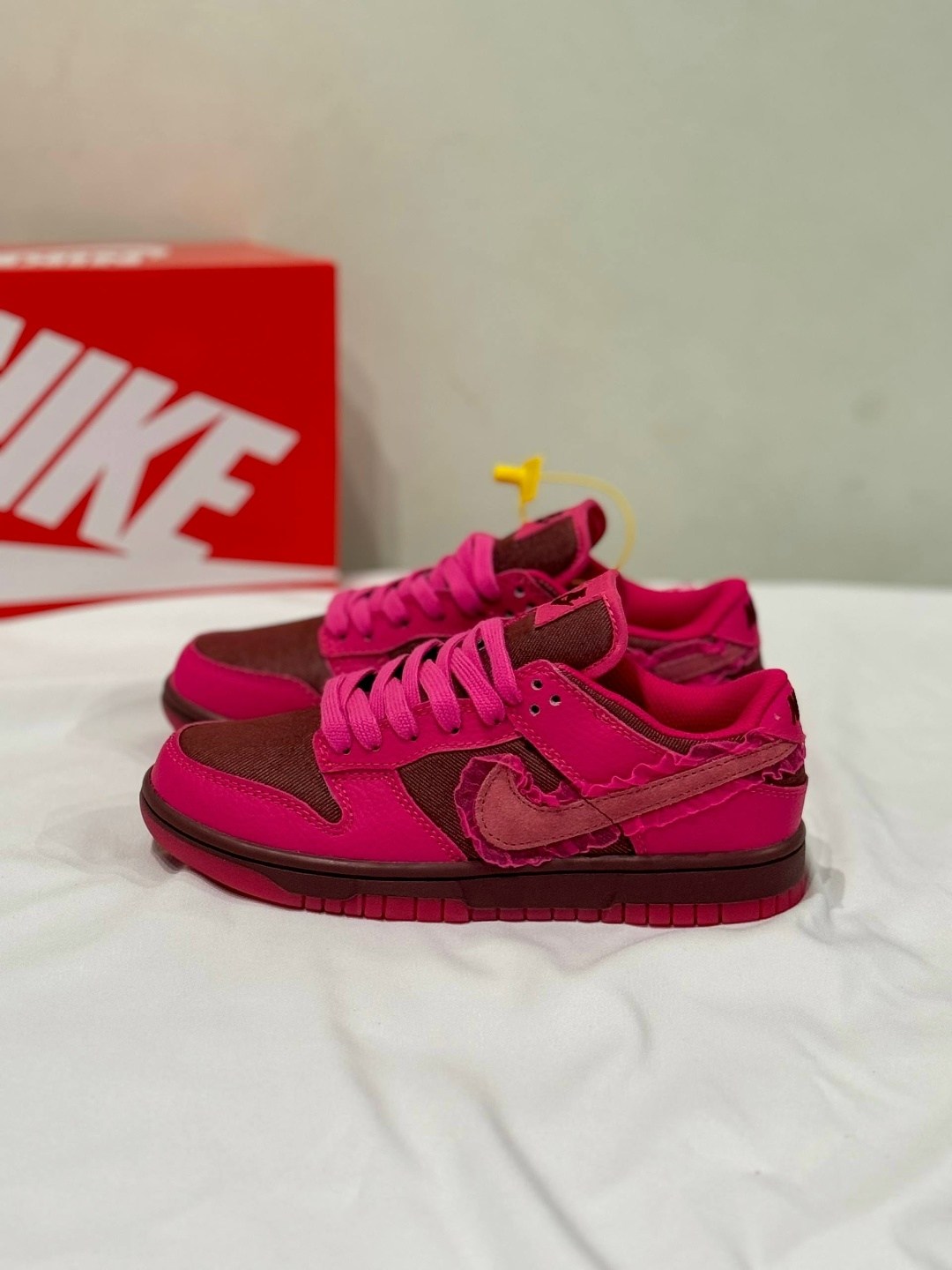 nike dunk valentines day 2026,кроссовки nike dunk low valentine розовые,nike dunk low valentines day 2026,кроссовки nike wmns dunk low 'valentine's day' розовый,nike dunk low valentines day