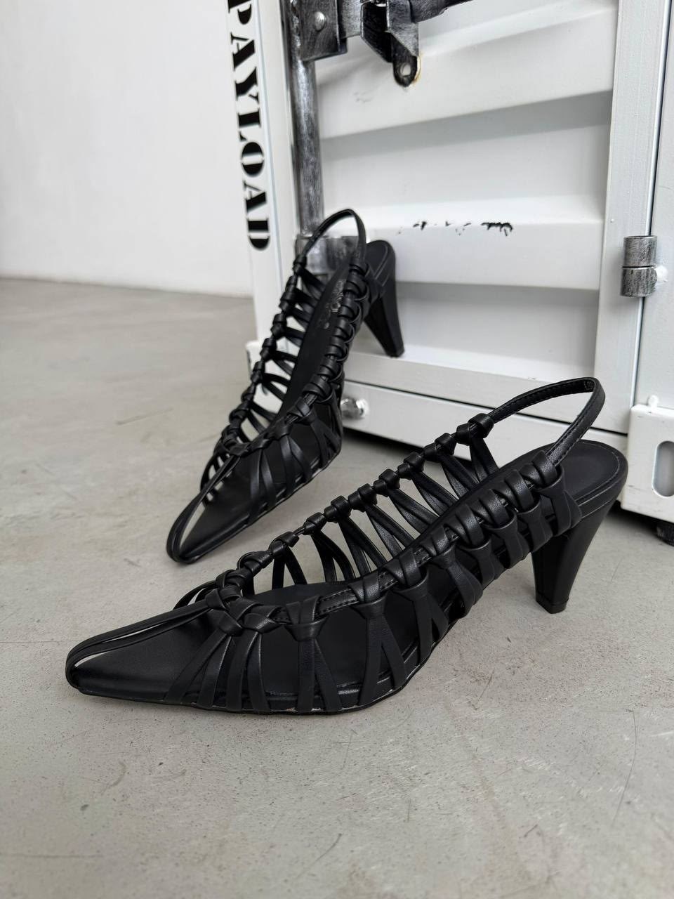 босоножки на каблуках,женские босоножки,босоножки на высоком, анн демельмейстер босоножки,черные босоножки