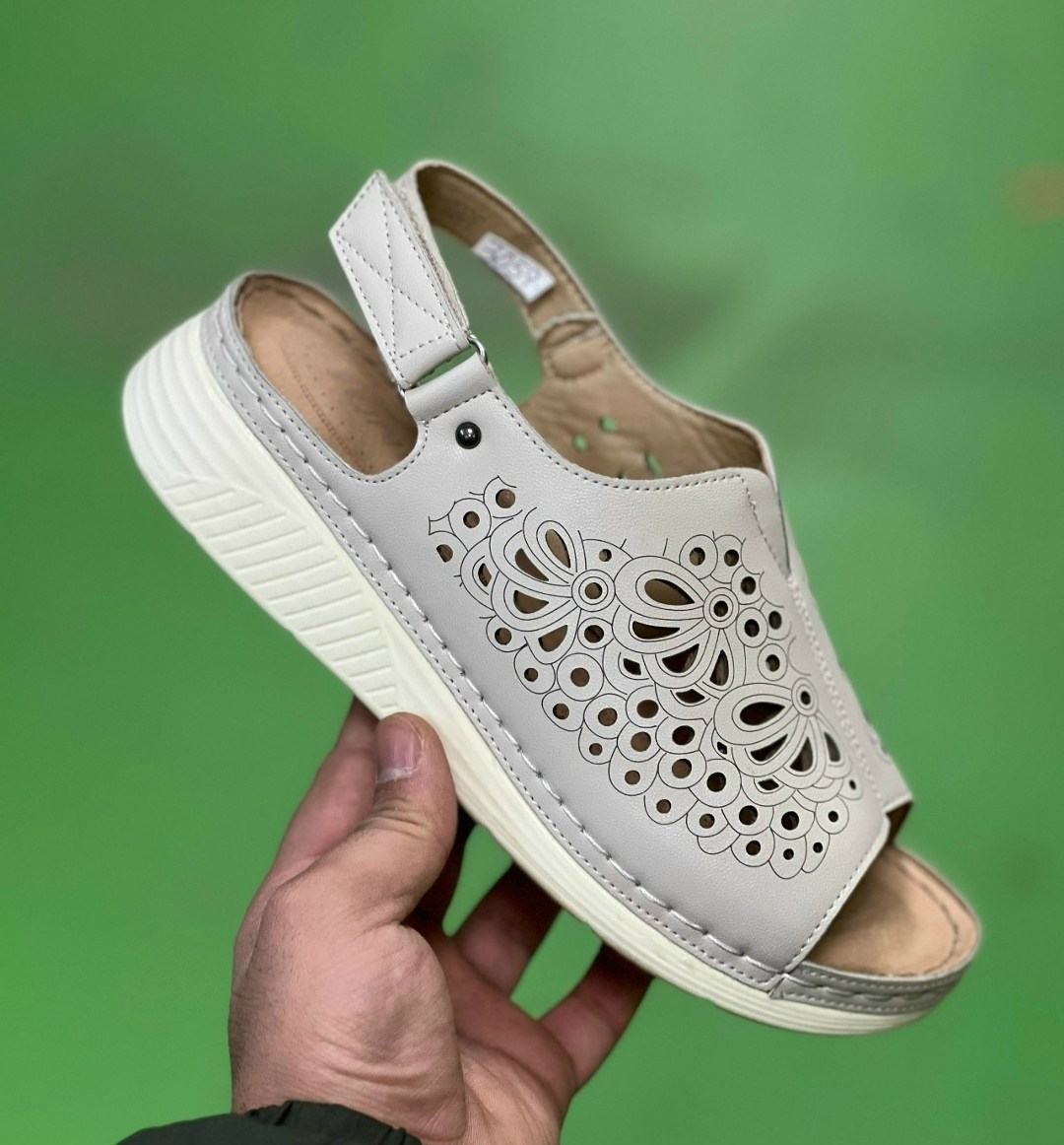 женские босоножки,босоножки летние,,открытые босоножки,бежевые босоножки