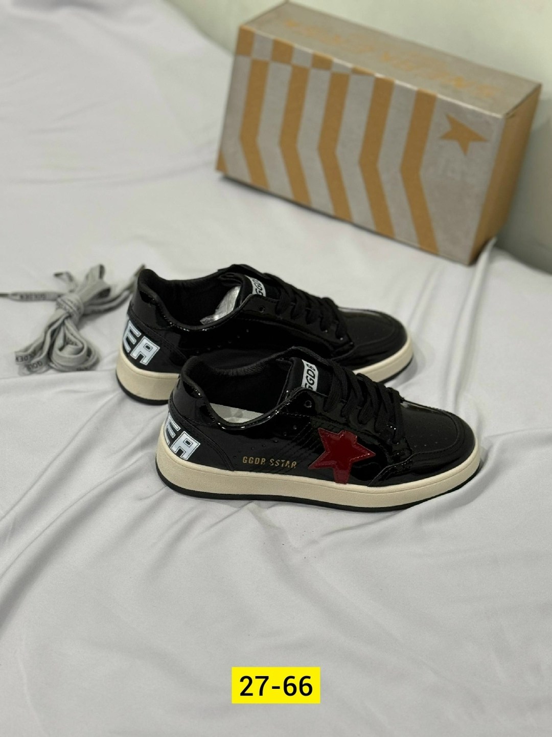 ,golden goose лаковые кроссовки,кеды golden goose,кроссовки ball star черного и белого цвета golden goose,кроссовки golden goose