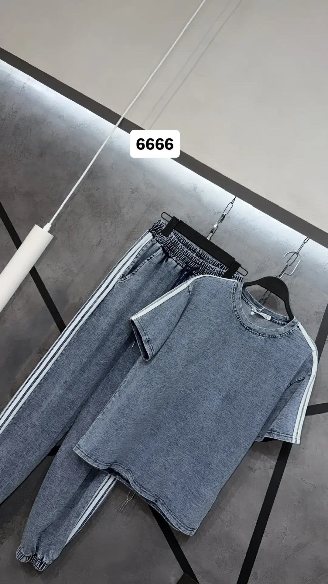 костюм спортивный,костюм в стиле спорт шик,трикотажные костюмы,женский спортивный костюм,костюм женский