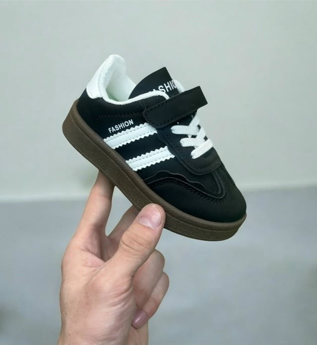 ,кроссовки мальчику,спортивная ,кроссовки детские adidas,детские кроссовки