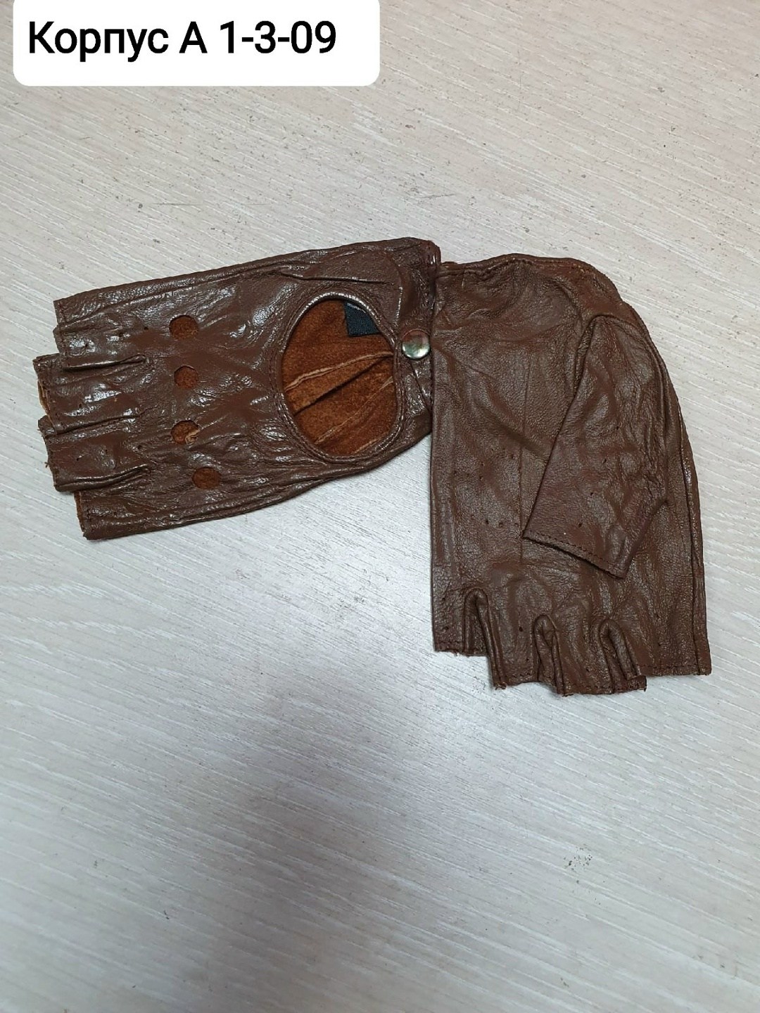 перчатки кожаные без пальцев,перчатки водительские женские,перчатки кожаные,женские перчатки,перчатки кожаные водительские