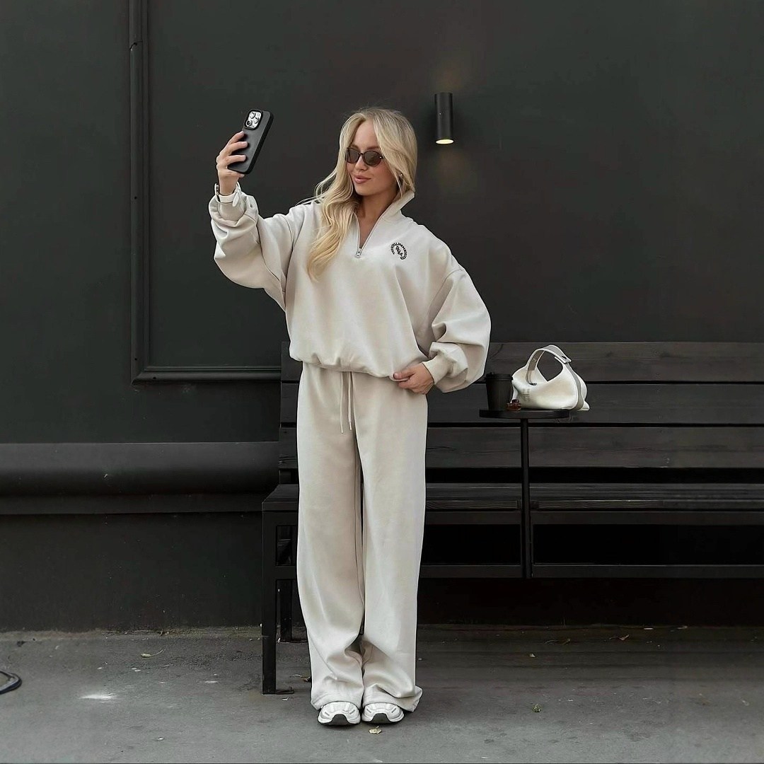 костюм спортивный,женский спортивный костюм,спортивный женский костюм на флисе,свитшот женская,костюм с принтом