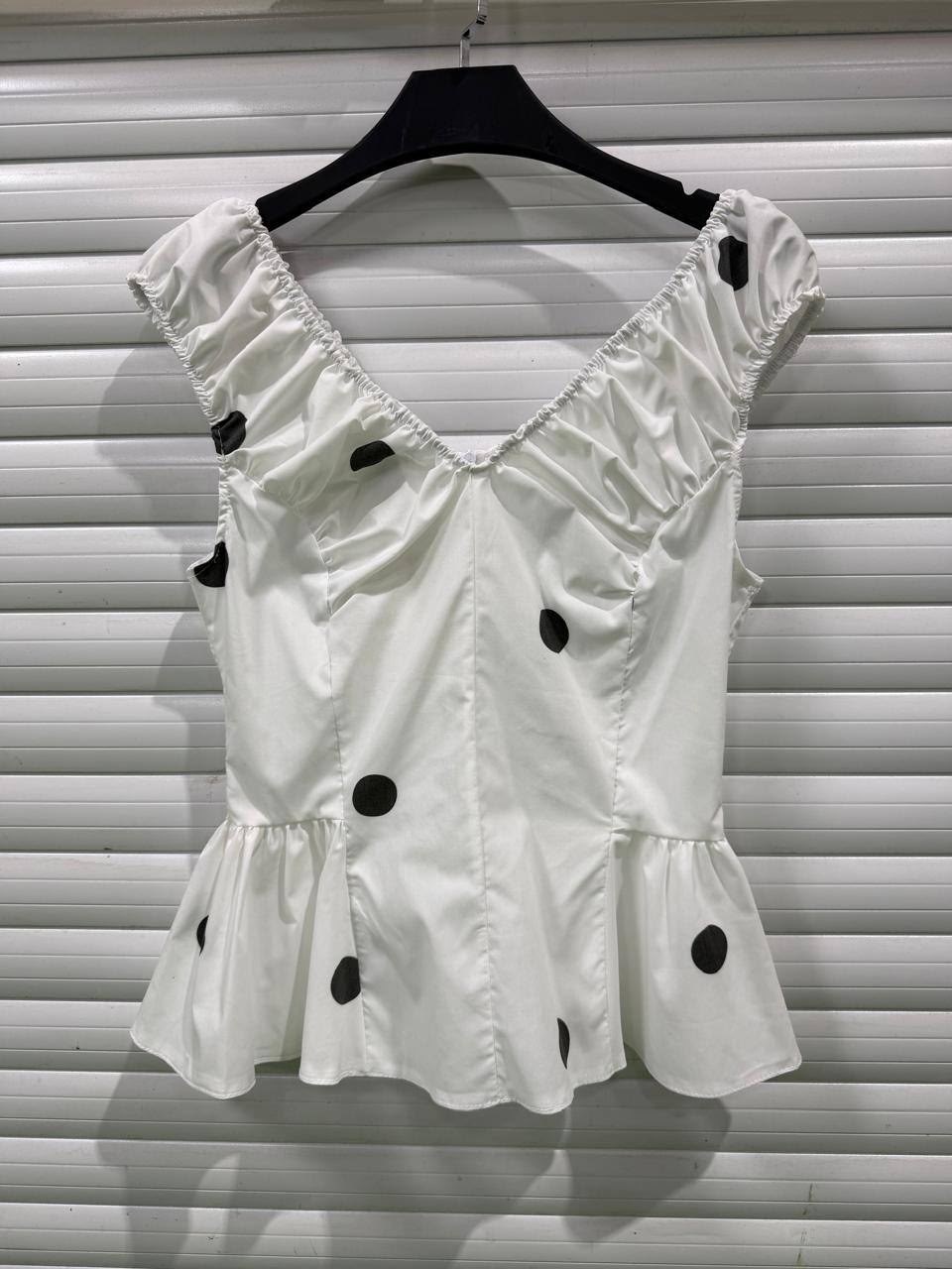 блузка с оборками,летняя блузка,топы модные