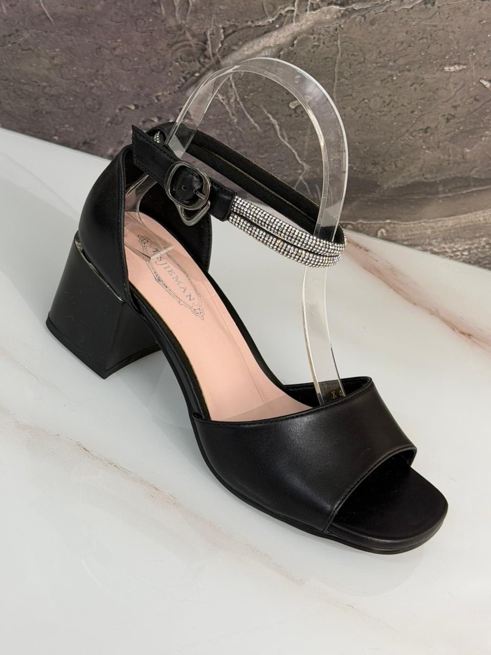 босоножки женские,босоножки на каблуках,стильные босоножки,элегантные босоножки,босоножки кожа