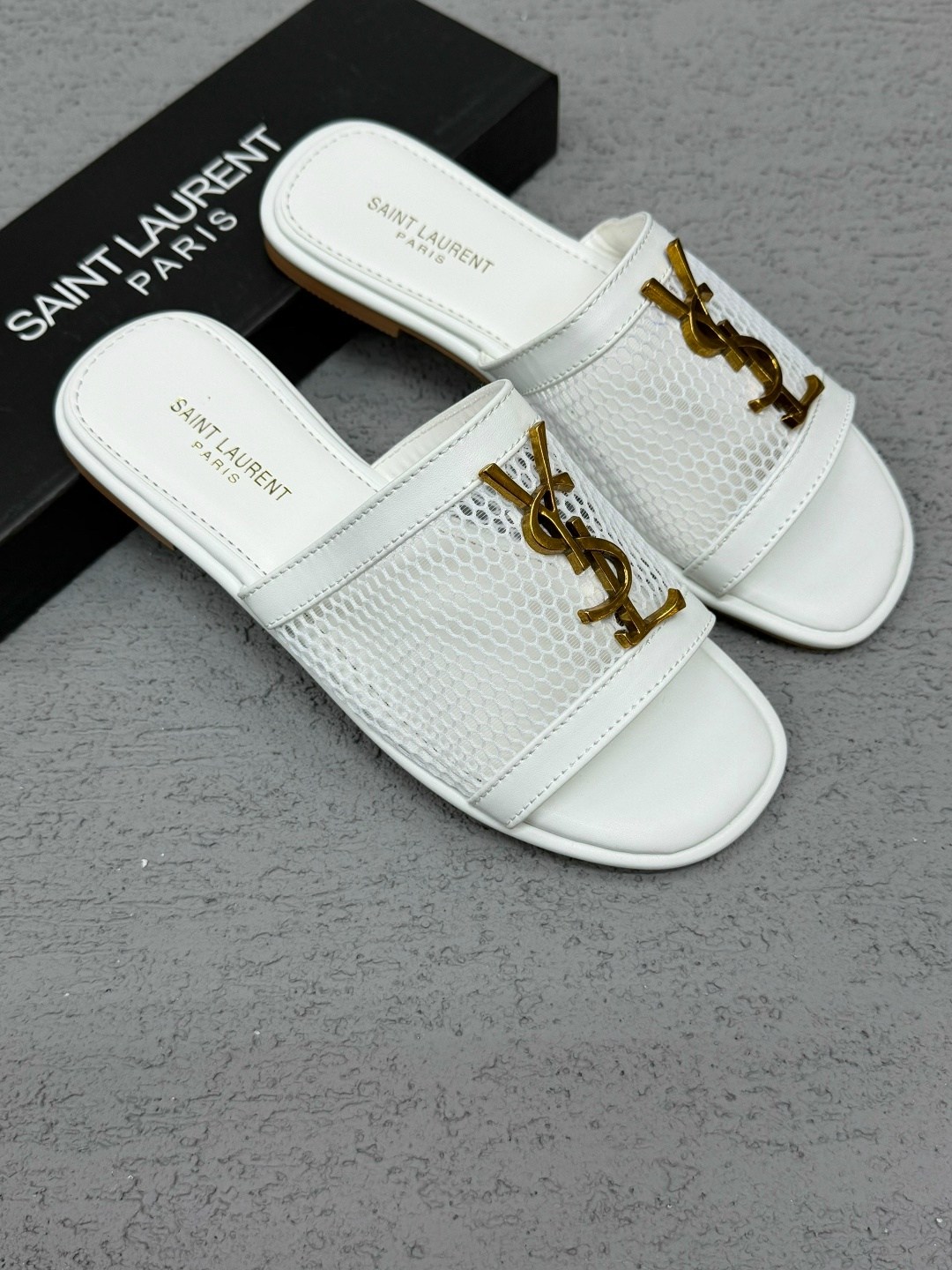 шлепки ив сен лоран,,босоножки yves saint laurent,шлепанцы женские,босоножки ysl