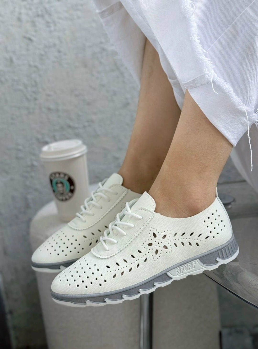 ,мокасины с перфорацией,летние ботинки женские с перфорацией на шнуровке,женские кроссовки,мокасины женские