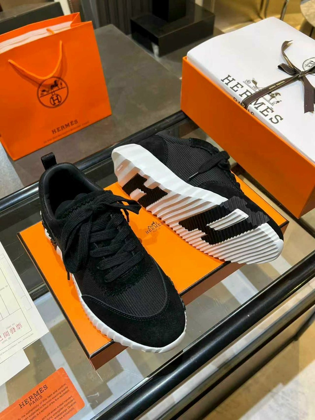 кроссовки hermes,hermes кроссовки женские,кроссовки hermes мужские,кроссовки,кроссовки гермес