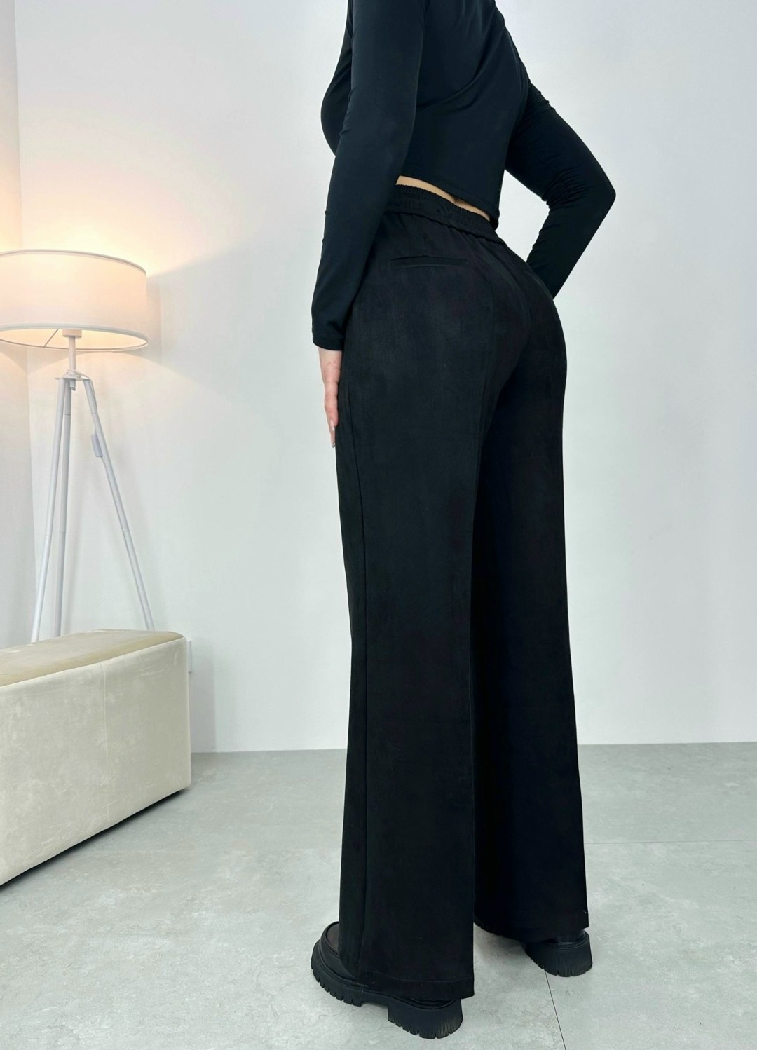 брюки коричневые микровельвет shinelbrend,женские вельветовые брюки с высокой талией maillard,брюки классические,женские вельветовые плотные брюки,замшевые брюки